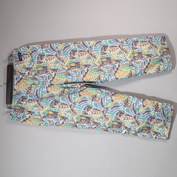 NWT Patagonia Women's Funhoggers Pants Size‎ L Thriving Planet Lago Blu - Picture 5 of 5